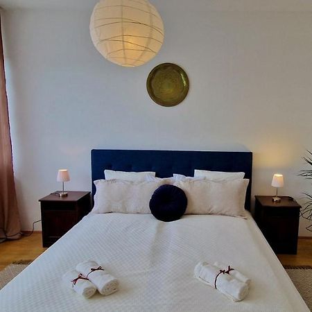 Nosztalgia Apartman Lägenhet Veszprém Exteriör bild