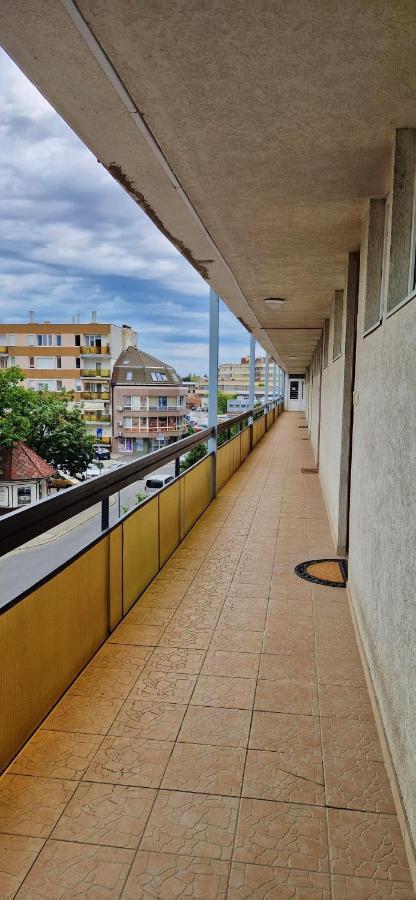 Nosztalgia Apartman Lägenhet Veszprém Exteriör bild